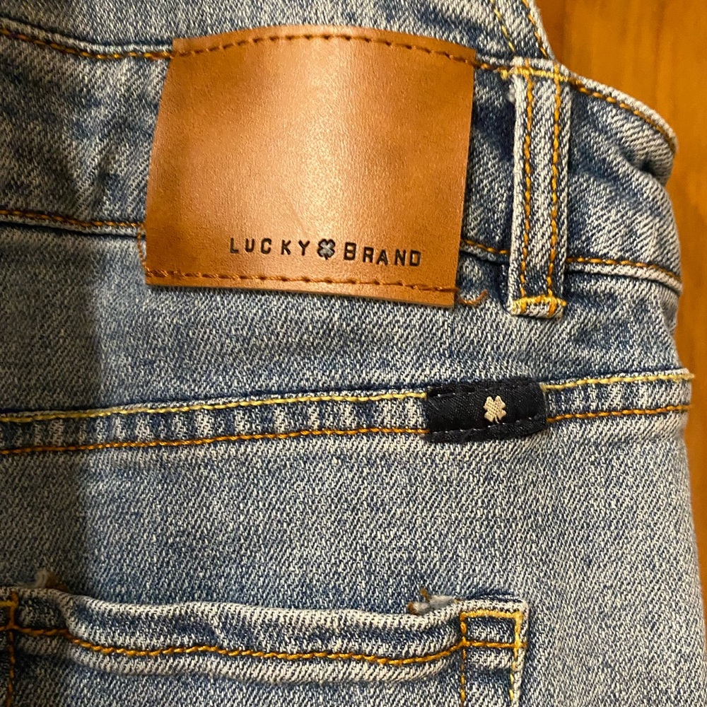 LUCKY BRAND Denim Overalls Washed Ripped Bib Crop Distressed Raw Edge Jeans 12 - Picture 7 of 13